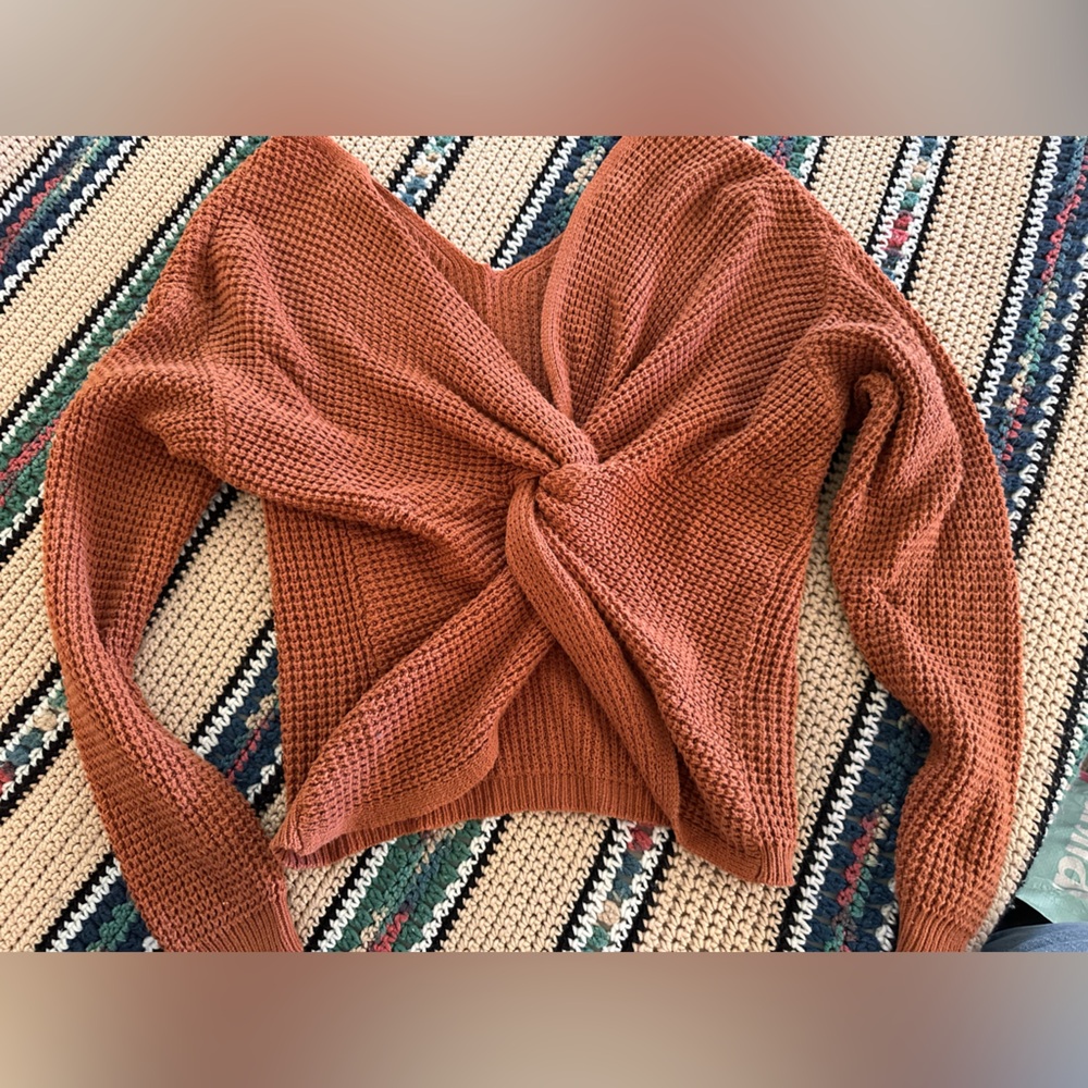 Moon & Madison Terracotta Knit Accessory